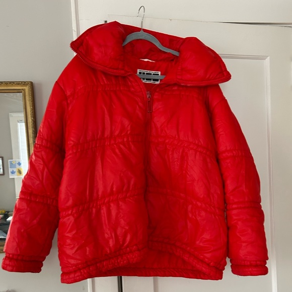Vintage Jackets & Blazers - VTG bright red puffer winter coat size L/XL